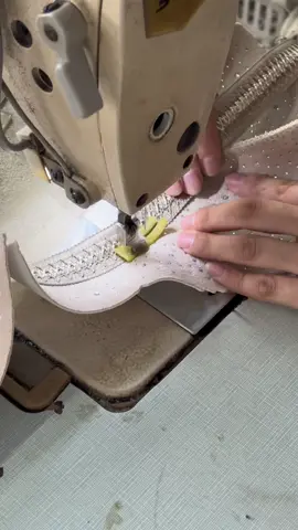 Embellished knit-strap snow boots -premium UGG-style winter fashion #footwear #fyp #winterboots #shoesfactory #highquality #uggs #shoemanufacturer #snowboots #wholesale #wintershoes 