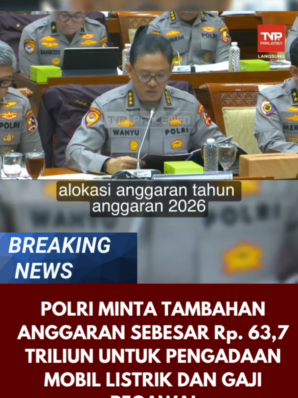 Polri Minta Tambah Anggaran 2026 Rp63,7 Triliun, untuk Gaji Pegawai hingga Mobil Listrik Polri mengusulkan penambahan anggaran sebanyak Rp63,7 triliun dalam Rancangan Anggaran Pendapatan dan Belanja Negara (RAPBN) Tahun Anggaran (TA) 2026. Asrena Kapolri, Komjen Wahyu Hadiningrat menilai usulan penambahan anggaran dibutuhkan mengingat pagu indikatif yang telah ditetapkan pemerintah sebesar Rp109,6 triliun dinilai kurang. Padahal, Kapolri Jenderal Listyo Sigit Prabowo telah mengusulkan agar anggaran ideal untuk anggaran Polri TA 2026 itu mencapai Rp173,4 triliun.  Komjen Wahyu Hadiningrat kemudian mengatakan, sehingga pada tahun anggaran 2026 Polri mengusulkan kembali kekurangan tersebut untuk dialokasikan pada pagu anggaran atau alokasi anggaran tahun anggaran 2026.  Penulis Artikel: Anshary Madya Sukma Editor: Ganang Adrian #polri #anggaranpolri #news #beritatiktok 