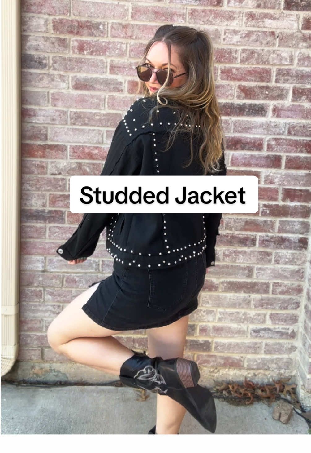 Ok I neeeed every color now!  Wearing a medium #jeanjacket #jacket #falljacket #studdedjacket 