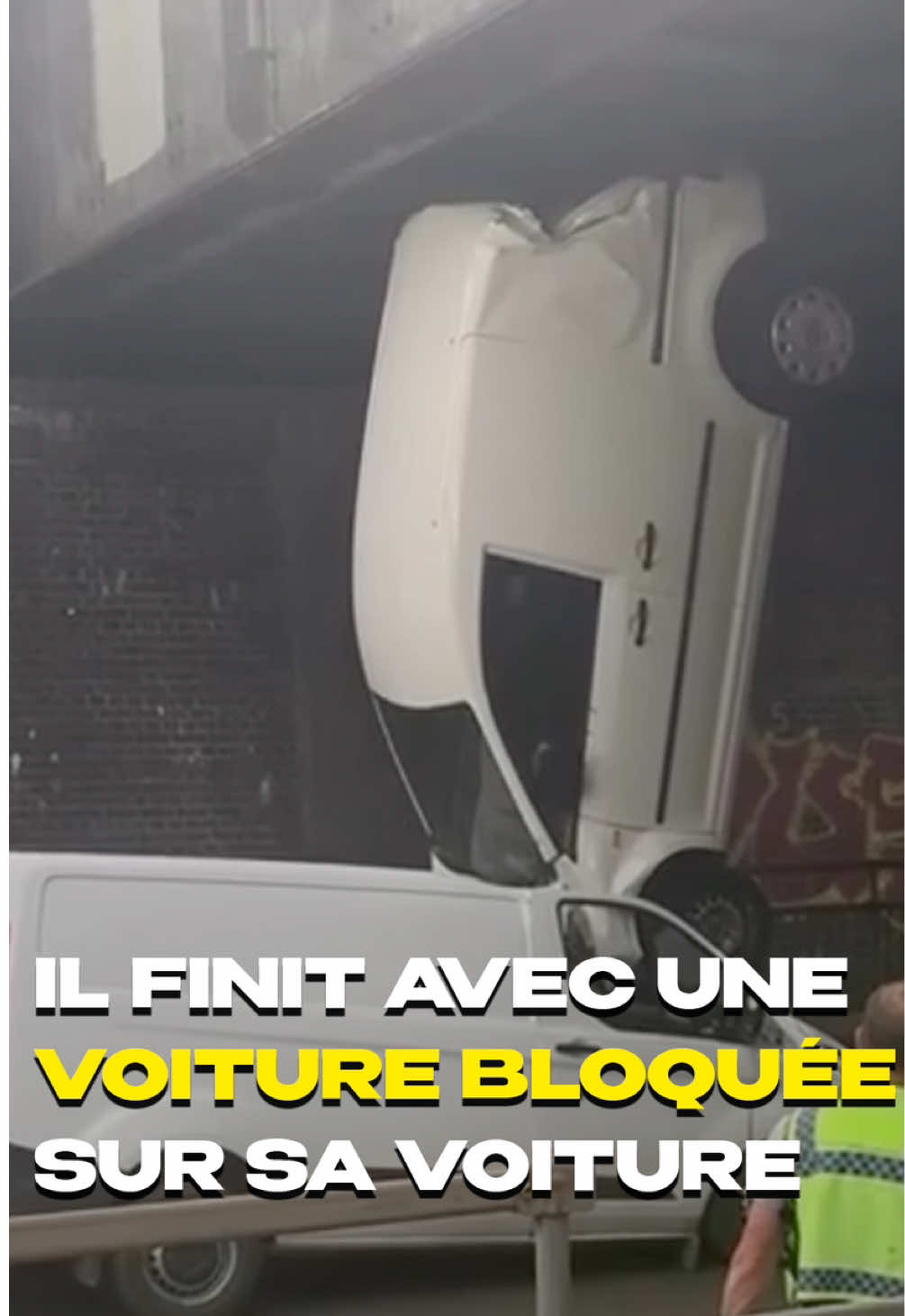 Tu as déjà fini bloqué sous un pont avec une voiture sur la tienne ? 🤣 #humour #viral #reel 