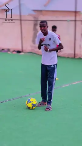 alxm waxaan aad ugu farax sanahay teamkaYgii @CaLi HaYsTe FooTpall CLup🏆 oo fasax ku kaLa maqnaa aan dib u wada aLaamTaynayy waxaan LeeyahaY dhigiin uGu sareeYa FariiDadaydiii#@CALI HAYSTE EMIPRE⚽️❤️🏟️ ⚽️🔥🫶#waLaaladaY 