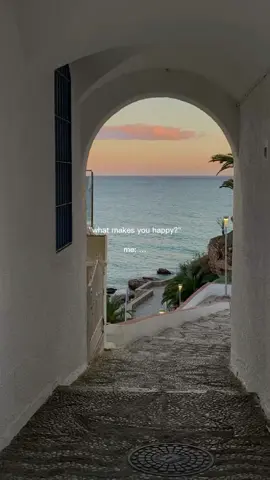 #CapCut #vacation #fyp #trending #fyp #beach #Summer #spain #viralvideo 