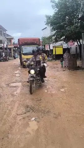 BISMILLAH KAMI DR POLSUBSEKTOR TELAGA ANTANG ..MELAKU KAN KEGIATAN GERAKAN PANGAN MURAH DR POLRES KOTIM DAN BULOG..🙏🙏🙏