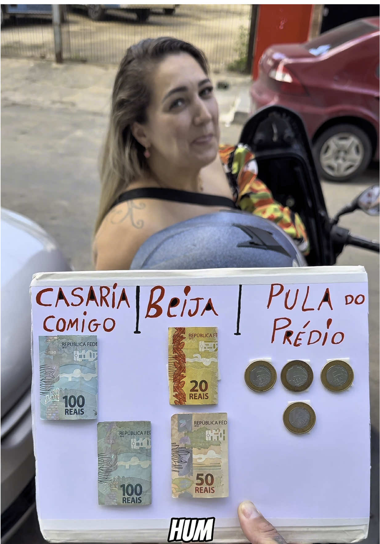 Ela ganhou o grande prêmio !! 
