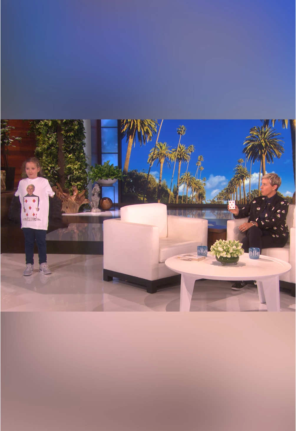 This kid magician was as skilled as she was adorable. #theellenshow #magician #magic #throwback #tbt 