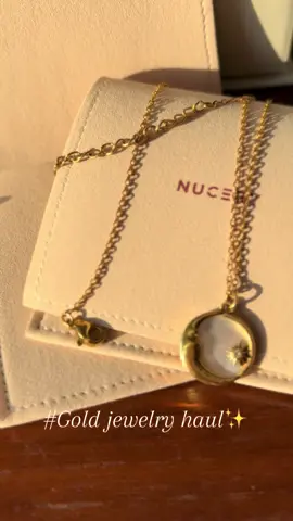 Gold jewelry haul💍 Credit: @ncyofficial  *70% off with the code “Wavey”! 指輪めちゃくちゃ可愛いけど、私には少しサイズが大きかった:(  お気に入りはネックレスとブレスレットです💎 #goldjewelry #ring #outfit #Summer #nucery