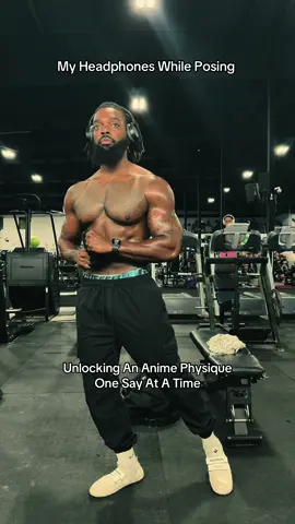 My Headphones While Unlocking This Anime Physique #fyp #gym #anime #trending 