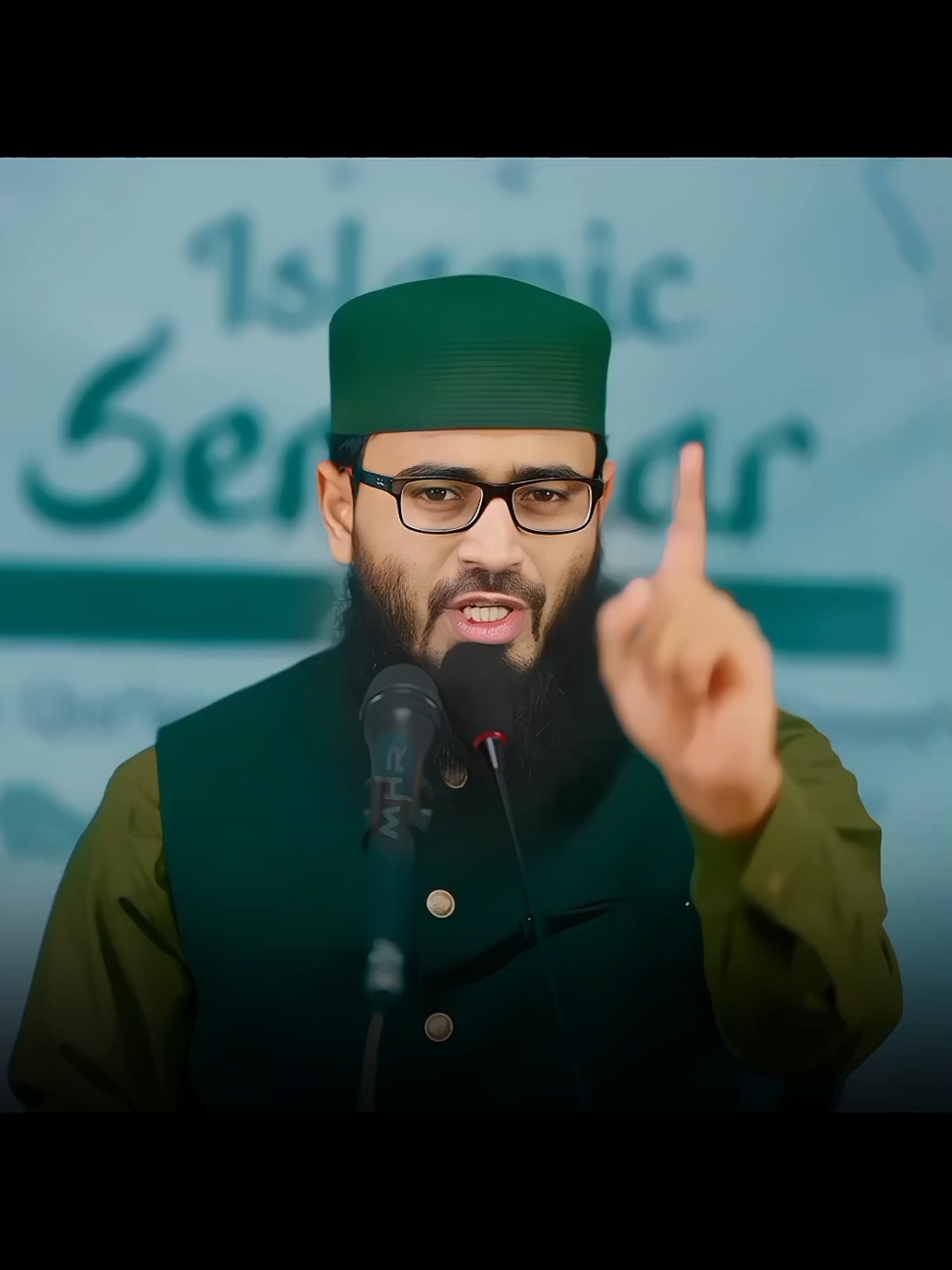 যে আপনাকে কাঁদিয়েছে সে কখনো নিজের জীবনে সুখ খুঁজে পাবে না। 😓❤️‍🩹 #Foryou #abrarul_haqeue_asif #Abrarul_Haque_Asif #asifhujur #asifwaz 