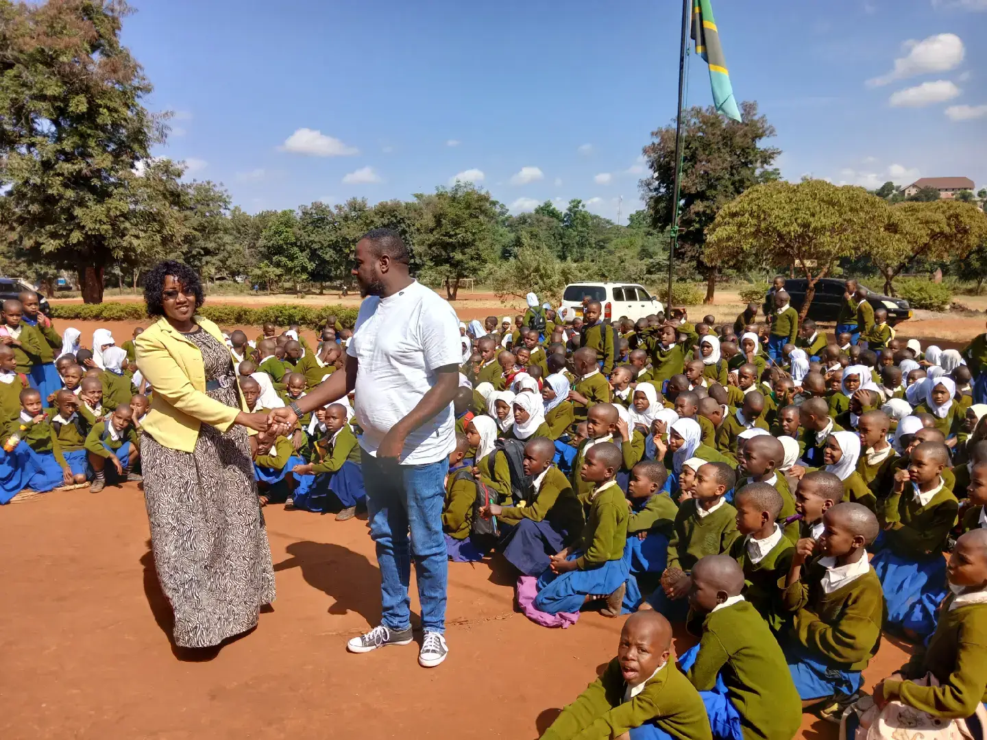 General Objective: To enable all schools and colleges to access safe vegetables grown through natural organic farming. This involves setting up modern, small demonstration gardens with high yields for year-round use and providing training on making natural pesticides from local resources, promoting better nutrition, sustainability, and environmental care.