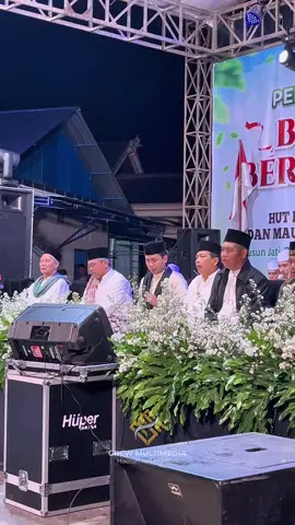 Pujian e Mbah” pas subuh🤩 @fandy iraOne @Ahbaabul Musthofa Madiun #fyp #xybca #ahbaabulmusthofa #ahbaabulmusthofamadiun #madiun24jam 