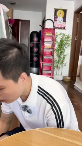 nước giặt omo
