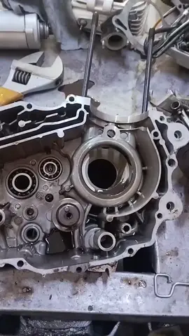 Nunca se rindan 🔧🔩💪 #motor #fypシ゚ #paratii #rendirsenoesopcion #Motivacional 
