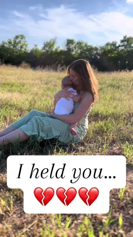 Excuse me while I sob into my pillow 😣 #motherhood #mademethinkofyou #reminiscing #lastbaby #baby 
