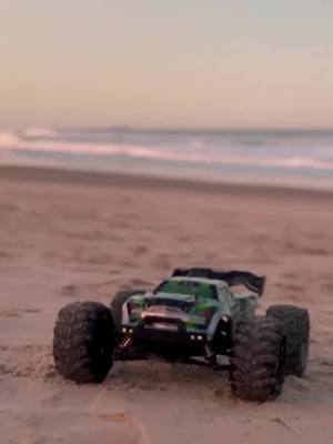 Buggy De Controle Remoto Brinquedo Alta Velocidade 4x4 Red Cor Vermelho