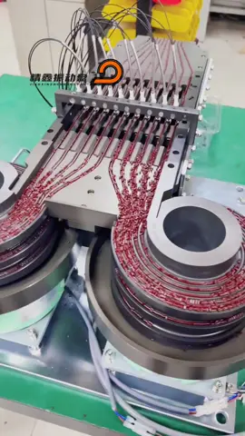 Hello, everyone. The machines in the video can be customized. Please contact me on the homepage!#vibratory_bowl_feeder #Shanghai_vibratory_bowl_feeder_manufacturer 