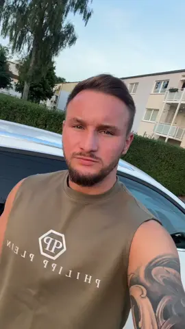 Alles außer die Liebe 🥺🪫 Insta:  Jeremykobiela  #me #papa #nrw #Love #dortmund #support #german #boy #alleinerziehend #follow #gymbro #daddy #face #LovelsLove #hot #motivation #like #men #stuff #Fitness #healthy #Lifestyle #strong #muscle #fyp #viral #trend #viral_video #foryouu #1996 #single #dad #solo #date #lover 
