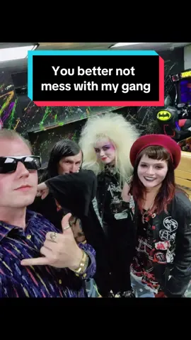 We’ve slowly been getting better at skating haha! 🛼 @bleed_stain_artistry @ol_mori  #skating #youbetternotmesswithmygang #goth #metalhead #silly  