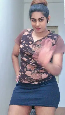 ආයෙ කොච්චර කරත් ඔච්චර තමා දැන් උබලගෙන් අපහසයක් නැතුව මටත් ජරි බොරින් බන්.. 🤣🤣