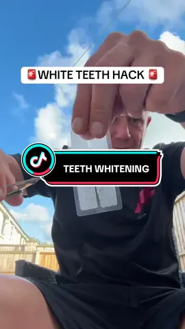 DO THIS AND GET DOUBLE THE PACK YOUR ORDERED 🦷 #teethwhiteninghack #teethwhiteningstrips #oralhygienetips #whiteteethhack #tiktokshopuk 