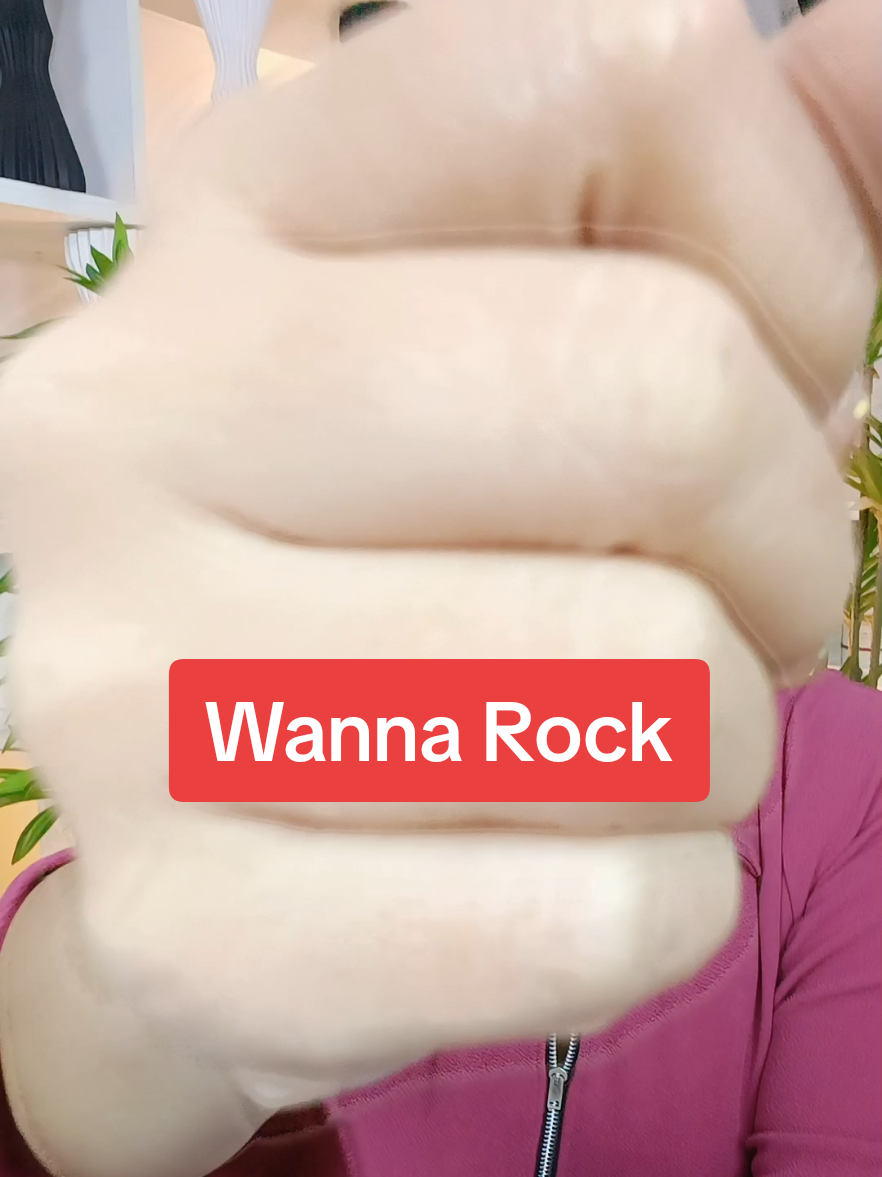 I wanna Rockkkk ... . . . #pepkemika #เป๊ปเขมิกา #videoviral #virall #viraltiktok 