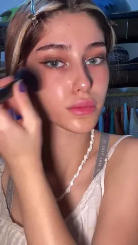 اینم از اموزش میکاپم 👁️👄👁️🫵🏻 #foruyou #tiktok #اموزش_میکاپ #makeitviral #makeup 