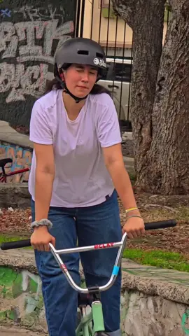 #bmxgirl: Angie Alvarez 🇲🇽🩷 #bmxmexico #probmx #bikergirl 