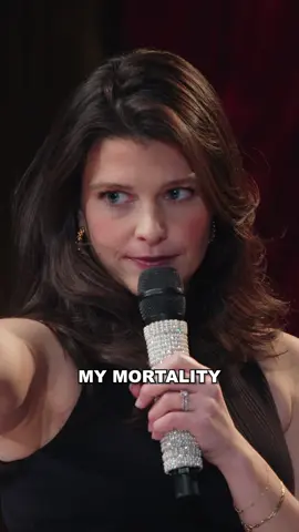 The life of a 30-something showgirl #standupcomedy #taylorswift 