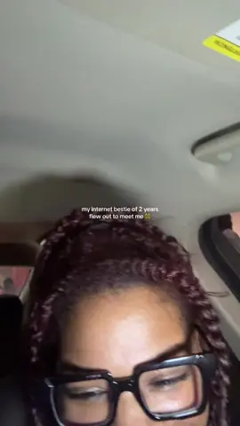meeting my internet bestie @Shantelle Amigable after 2 years if IG 💓 LOL now we in this thang!  #internetfriends #onlinebestfriend #longdistancerelationship #meetingforthefirsttime 