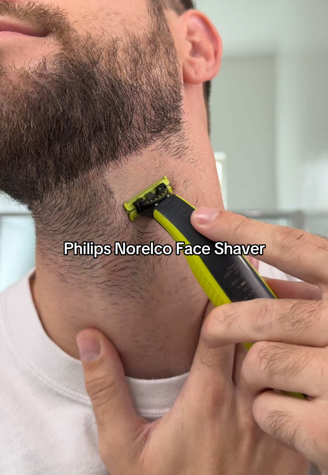 Philips Norelco OneBlade Face Shaver  #philipsoneblade #faceshaving #menshaving #electricrazor 
