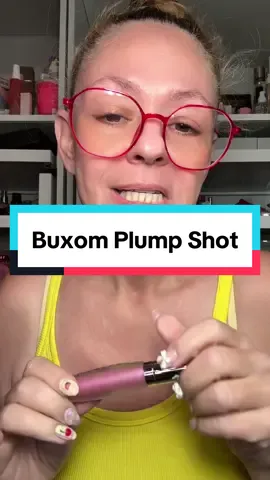 It’s really not picking up the reflection on camera that well, but she’s reflecting. Am I too old to pull this off? #buxom #lipplumper @buxomcosmetics 