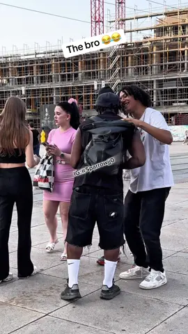 ⚠️ Decleimer This video is for fun only.Not meant to offend or mock anyone.Please follow my backup@Sparrow_jj2 #fyp #foryou #viral #goviralgo #berlin 