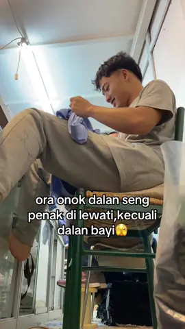 Eh koyok opo kuih, kok rong tau erohh🫡#fyp #masukberanda #viralvideo #tkieropa🇪🇺 #gerce🇬🇷 
