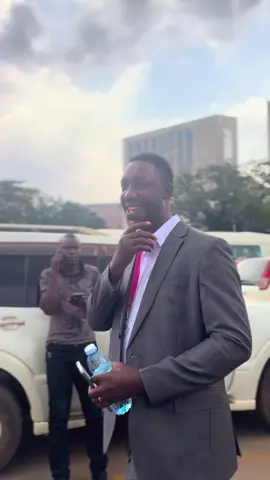 Laba ku @Producer Crouch atali mu nkofiila 