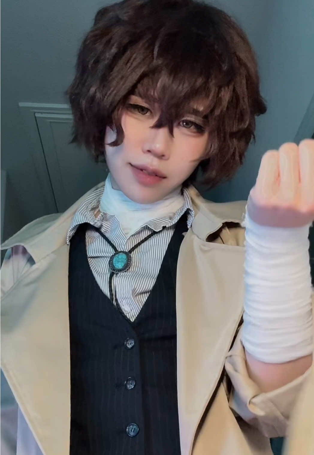 i can’t believe osamu dazai from the hit game identity v is real #dazaiosamu #bungoustraydogs #dazaicosplay #bsdcosplay #identityv 