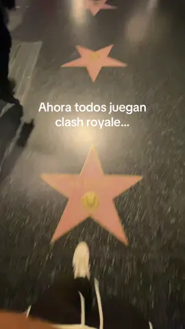 Donde están los old? 🤣 #clashroyale #freestyle #dtoke #argentina #clashroyalememes 