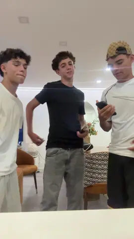 😖😖 @maia@clevito✌🏽🏄🏼‍♂️ 