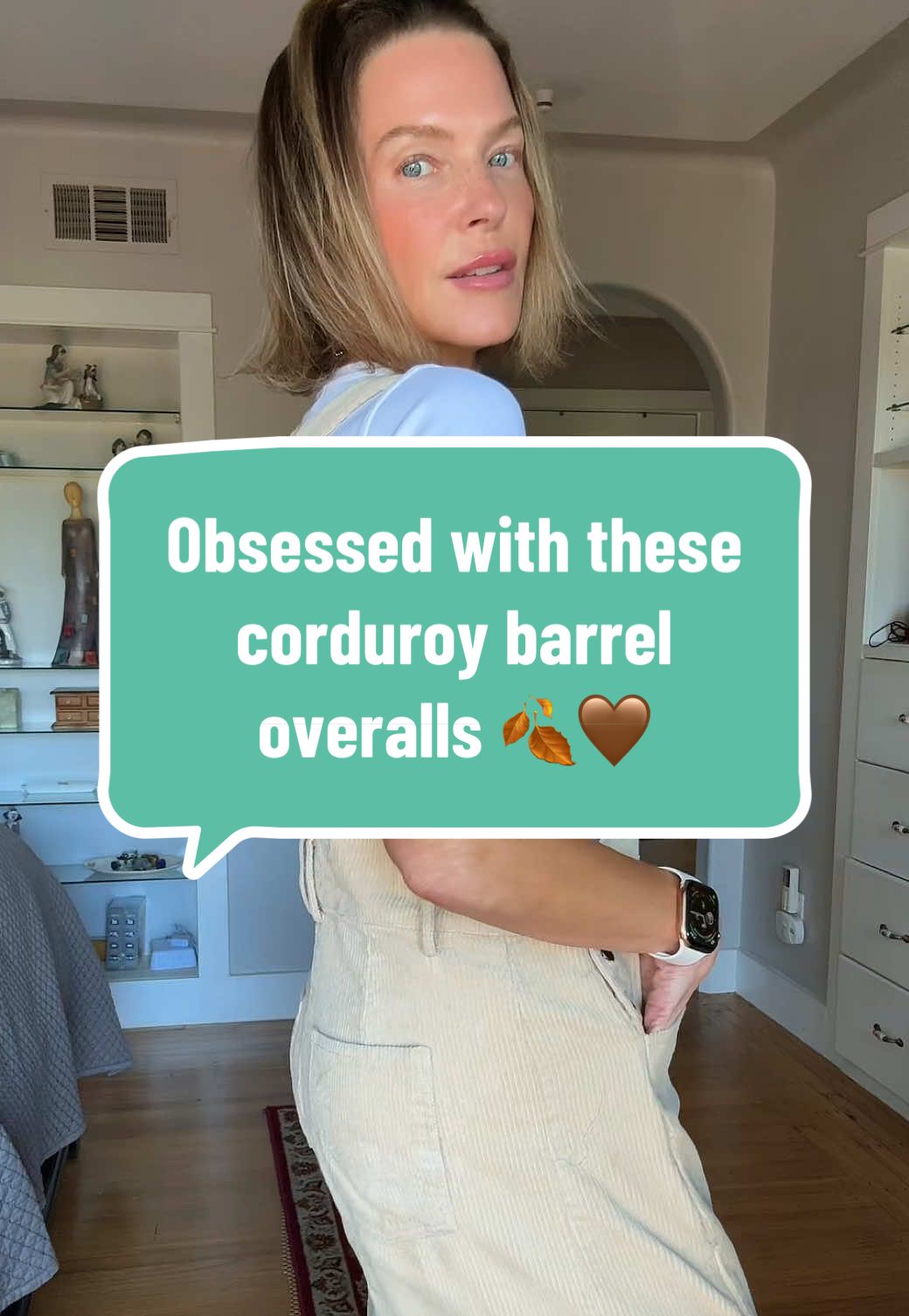 A fall staple outfit, these barrel leg corduroy overalls require minimal effort to look put together 🤎🍂 @TanmingFashion #overalls #barrellegoveralls #corduroy #falloutfitinspo #fallvibes 