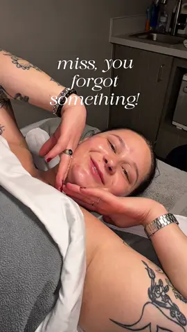 come see me some time 🤭 i enjoyed every second of this facial. even tho my phone didn’t record everything we did, her skin came out AMAZING!!!! i love what i do. #beauty#esthetician#phoenix#fyp#facial  