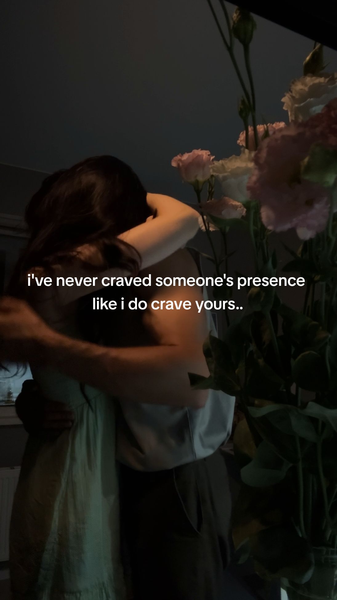 I love you forever❤ #couple #lovequotes #holdinghands #couplegoals #soulmate #healthyrelationship #lovelanguage 