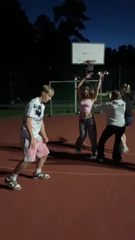 Fani loti gribeja nofilmeties #money #rofl #sorrymestavairsnedarisim #huina #viral 