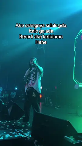 Tidur aja kok hehe