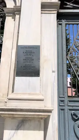 2.Abdülhamidhan türbesi  Sultan Abdülaziz türbesi  2. Mahmut türbesi  Fatih mahallesi  #sultanabdulhamid #türbe  #kabir #padişah #ottoman 