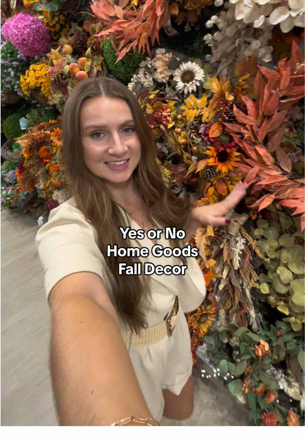 Where do you buy your fall decor? 🍂🧸#homegoods#falldecor#fallaesthetic#homegoodsfinds#fallfashion @HomeGoods 