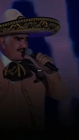 🤧….                                                                                                            #VicenteFernandez #ladiferencia #rolitaschidas #recuerdos #parati 