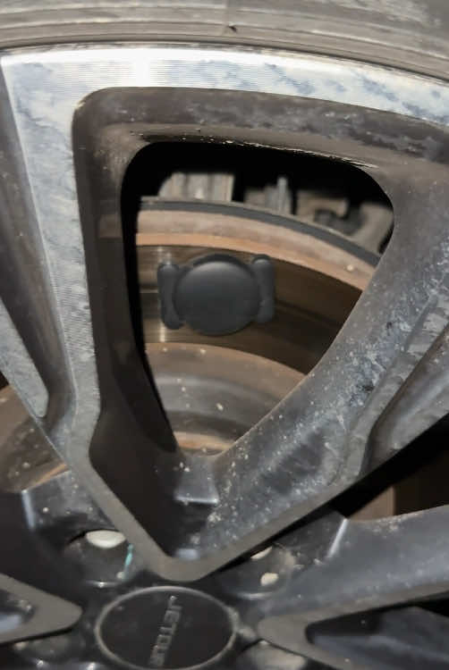 Wetten, du findest den versteckten GPS-Tracker an meinem Auto nicht.
 #TikTokShopDE #TrackingGerät #GPSTracker #MiniGPSTracker #NanoGPSTracker #FahrzeugTracker #AutoGPSTracker #NanoTracker #AutoTracker #TrackingGeräte #CarTok #TruckTok #AutosAufTikTok #TrucksAufTikTok #Gadget #TikTokHatMichDazuGebracht #SpotlightFunde #TikTokShop #TikTokShopRestock #TikTokShopFunde #TikTokShopCreatorPicks #ViralAufTikTok #AngeboteFürDichTage #TTShopFunde #Solupup #RedTiger #KevinHart #SommerDeals #AugustDeals #BackToSchool2025 #Spätsommer #OutdoorFun #Urlaubsdeals #HerbstVibes #Frühherbst #CampingZeit #FestivalSaison #ReiseGadgets #SommerSale #RoadTrip2025 