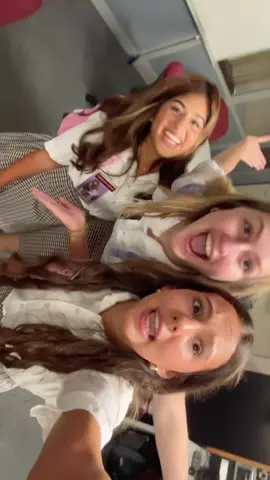 i am veronica sawyer she is me happy senior year #senior #yay #trend #fypシ 
