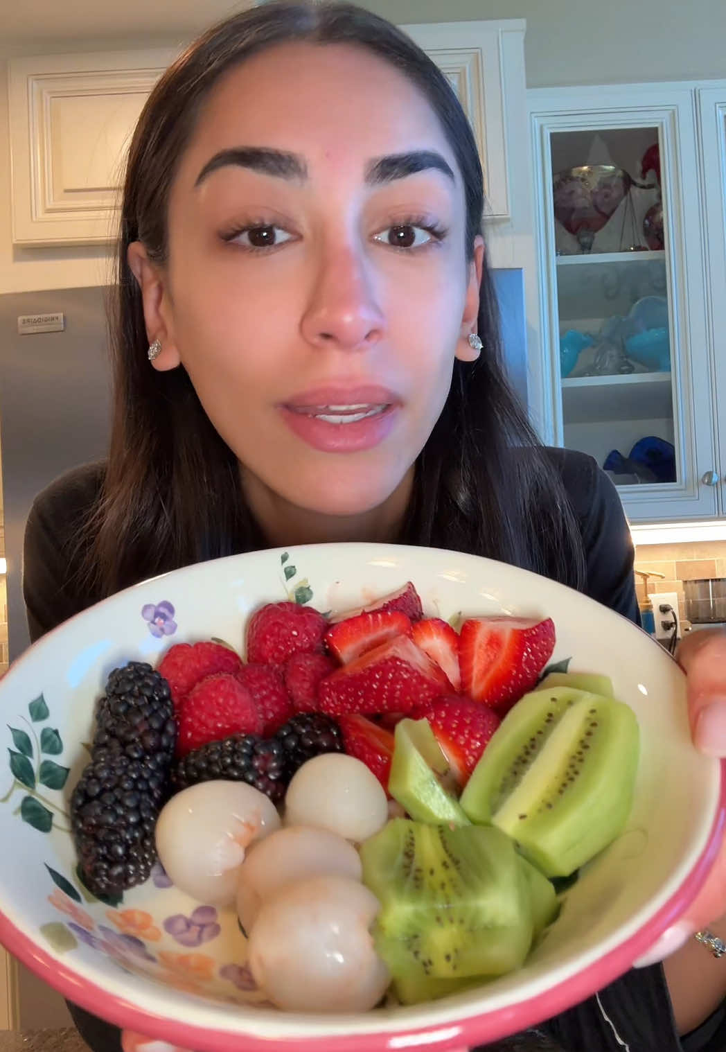 What are you guys go-to fruits you like to have at home? #fruit #lychee #fruits #fruitsalad 