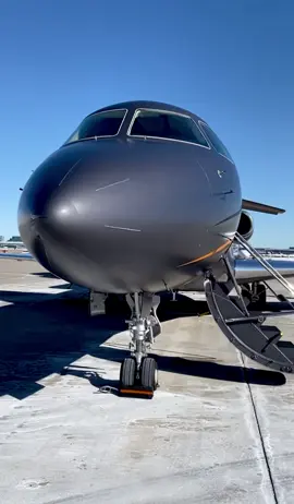 ⸻ Incredible Falcon 7X Business Jet Up close with the stunning Dassault Falcon 7X — one of the most beautiful business jets ever built. Filmed right on the ramp in Chicago. Shot by PC747 — a real-world jet captain. 📲 youtube.com/@PC747 | instagram.com/PC747 | facebook.com/PilotCarlos747 | tiktok.com/@pilotcarlos747 #Falcon7X #BusinessJet #DassaultFalcon #PrivateJet #AviationLovers      
