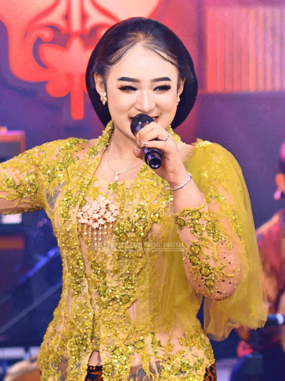 Benci Kusangka Sayang - Niken Salindry @nikensalindryrealll @kembarmusicdigital  .  Coming Soon . . .  Jum'at, 15 Agustus 2025 Pukul 13.00 WIB Stay Tuned On Youtube Channel Kembar Music Digital . #nikensalindry #nikensentertainment #nikensmusicdigital #sanidynusantara #kembarmusicdigital 