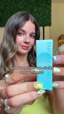 @Bayfree Beauty #dewyhour #dewyhoureyebalmcoolstick #darkundereye #undereyecircles #eyebalm 